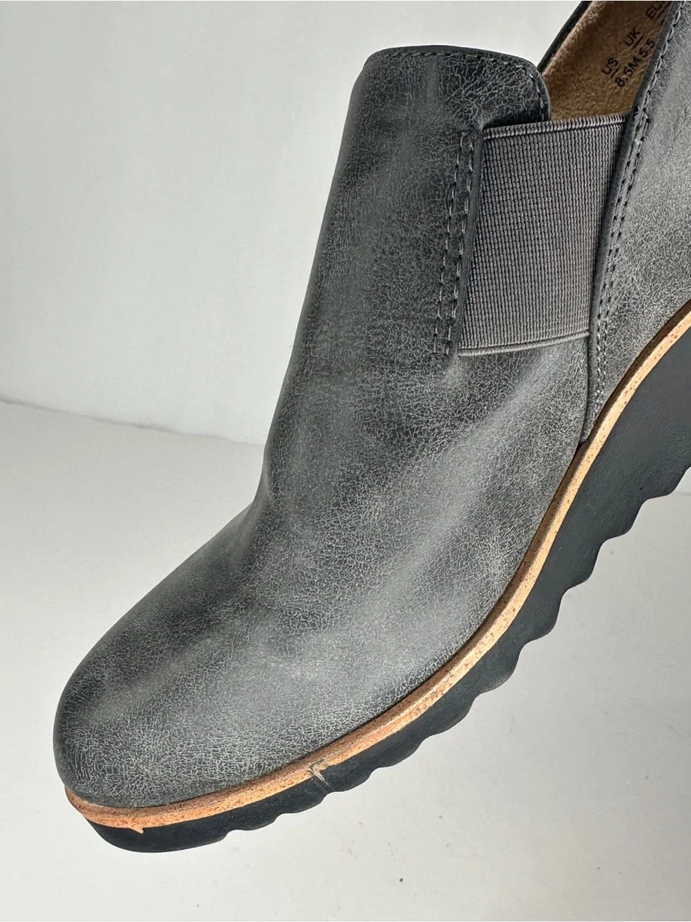 Life‎ Stride Zora Grey Slip-On Wedge Loafers Elastic Goring Comfort Sz 8.5